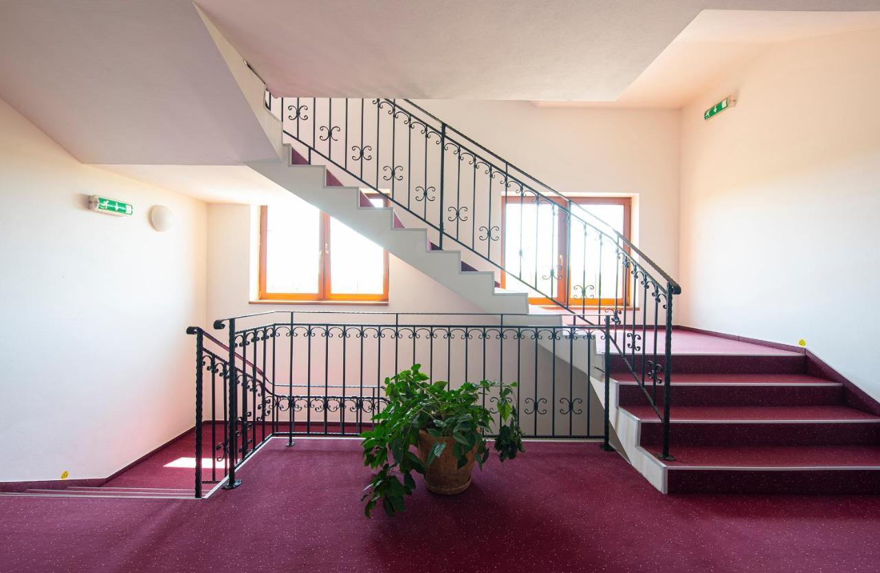 Apartmany Sileas Vel'ka Lomnica Exterior foto