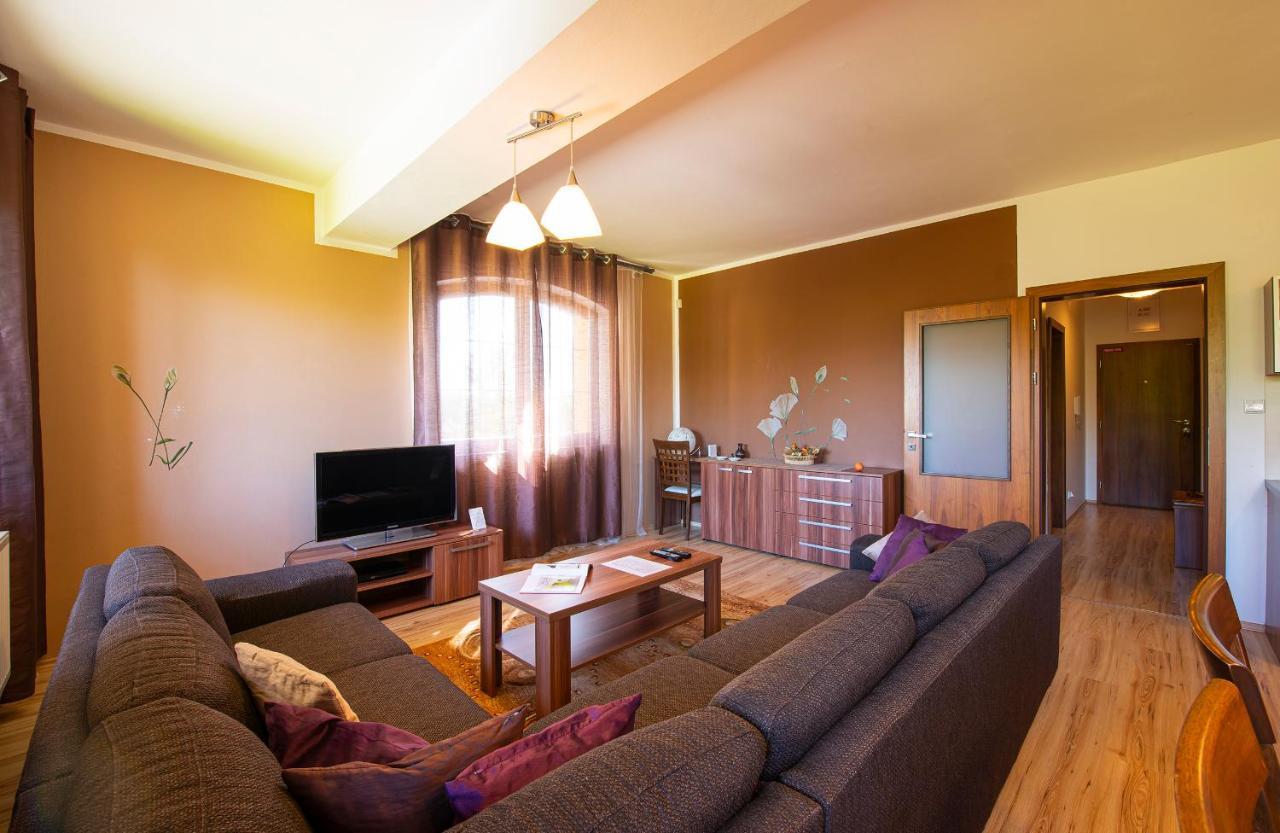 Apartmany Sileas Vel'ka Lomnica Exterior foto